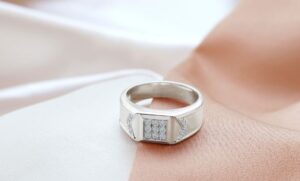 cincin berlian pria