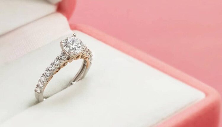 model cincin lamaran