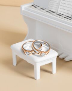 perhiasan berlian asli